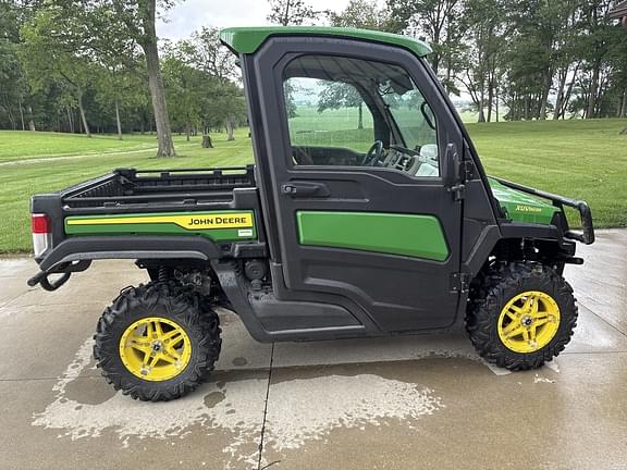 Image of John Deere XUV 865R equipment image 1