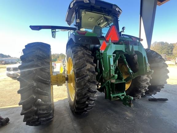Image of John Deere 8R 230 Primary image