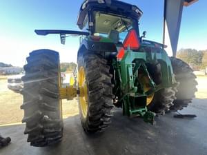 2024 John Deere 8R 230 Image