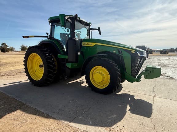 Image of John Deere 8R 230 equipment image 3