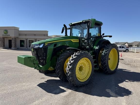Image of John Deere 8R 230 Primary image