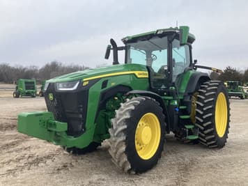 Main image John Deere 8R 230