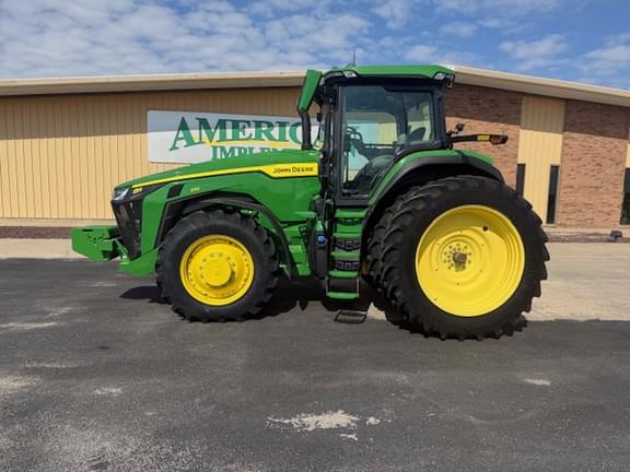 Image of John Deere 8R 230 Primary image