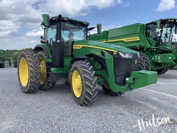 Image of John Deere 8R 230 Primary image