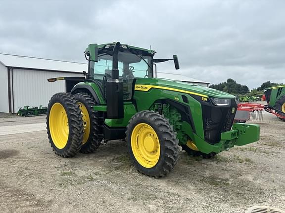 Image of John Deere 8R 230 Primary image