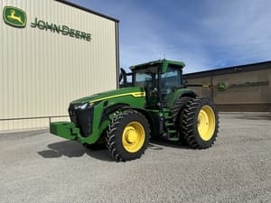 2024 John Deere 8R 230 Image