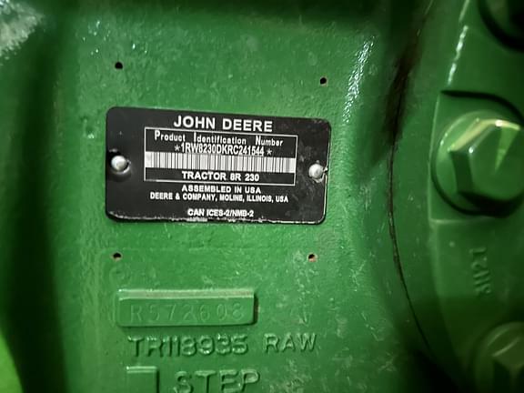 Image of John Deere 8R 230 Image 1