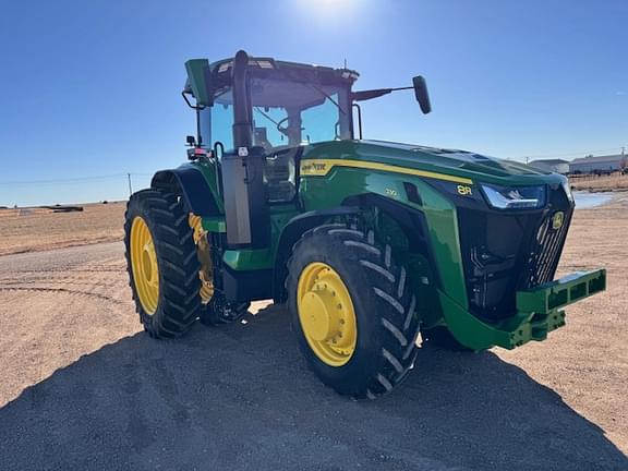 Image of John Deere 8R 230 equipment image 2