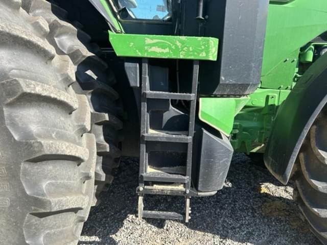Image of John Deere 8R 250 equipment image 3