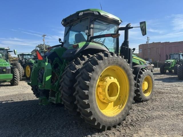 Image of John Deere 8R 250 equipment image 4