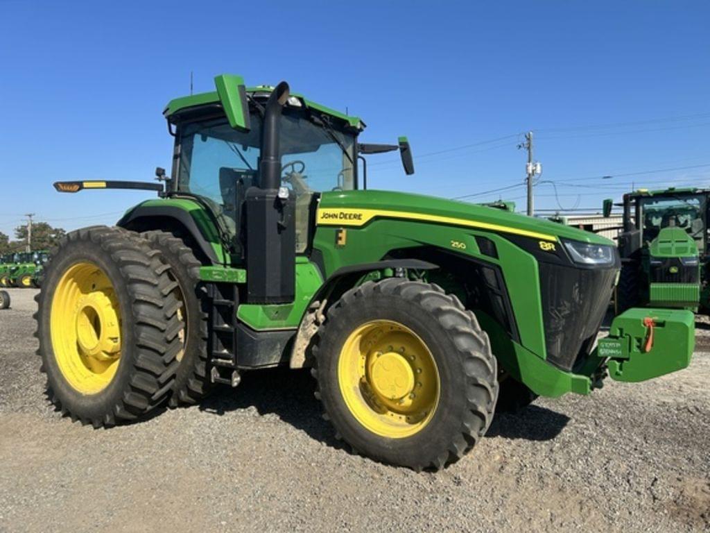 Image of John Deere 8R 250 Primary image