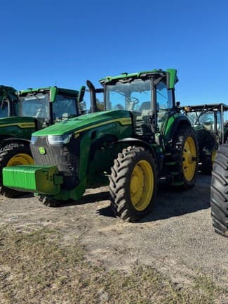 Image of John Deere 8R 250 equipment image 2