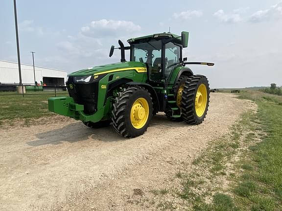Image of John Deere 8R 250 Primary image