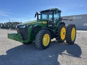 2024 John Deere 8R 250 Image