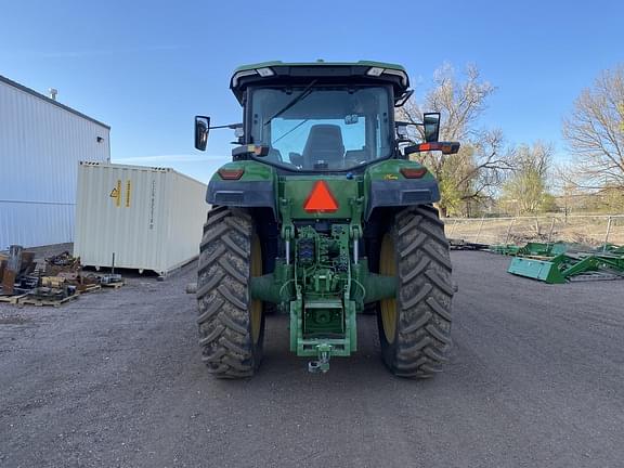 Image of John Deere 8R 250 equipment image 4
