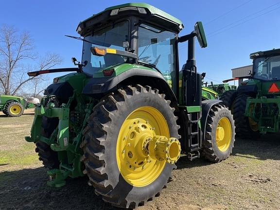 Image of John Deere 8R 250 equipment image 3