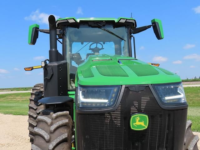 Image of John Deere 8R 250 equipment image 4