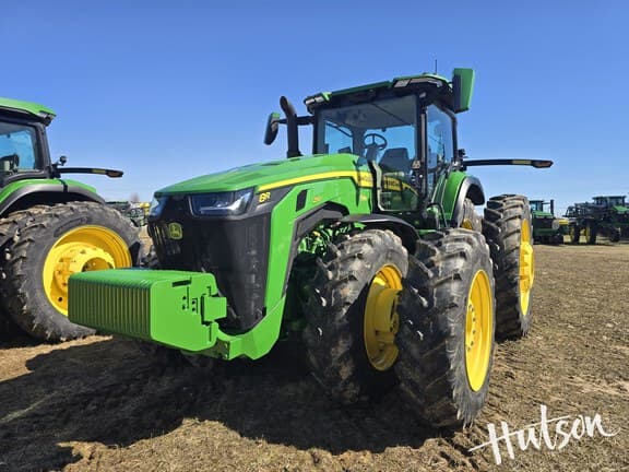 Image of John Deere 8R 250 equipment image 2