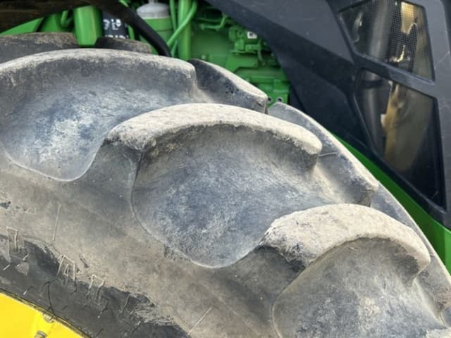 Image of John Deere 8R 250 equipment image 3