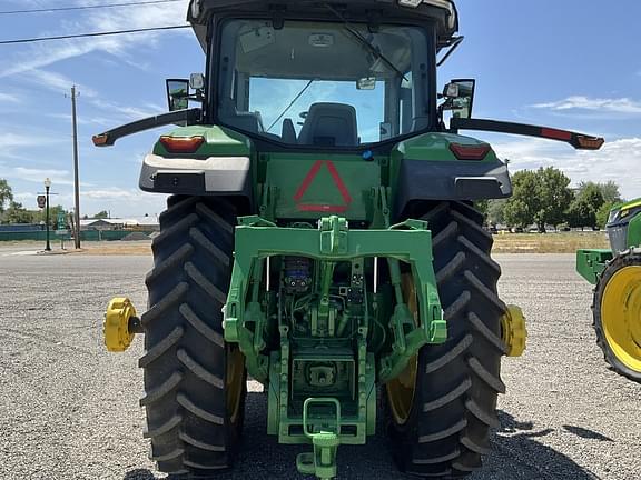 Image of John Deere 8R 250 equipment image 4