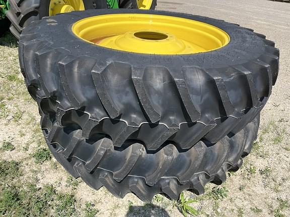 Image of John Deere 8R 250 equipment image 3