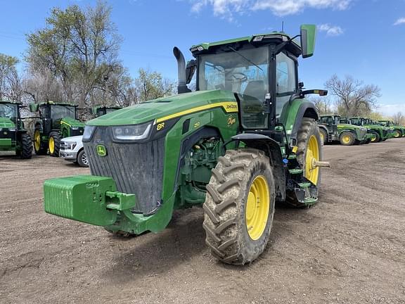 Image of John Deere 8R 250 Primary image