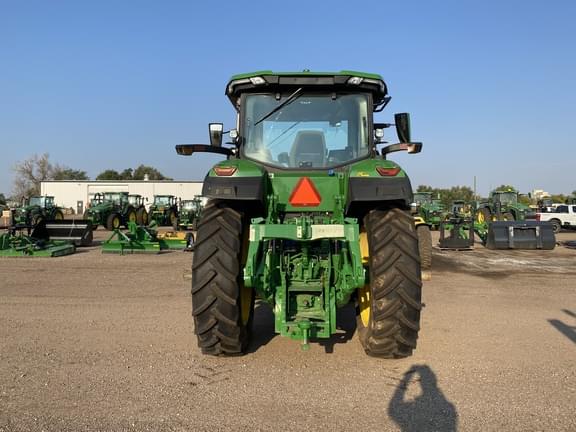 Image of John Deere 8R 250 equipment image 4