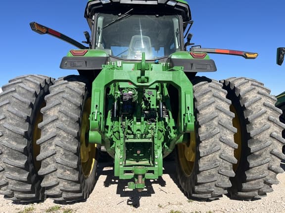 Image of John Deere 8R 250 equipment image 3