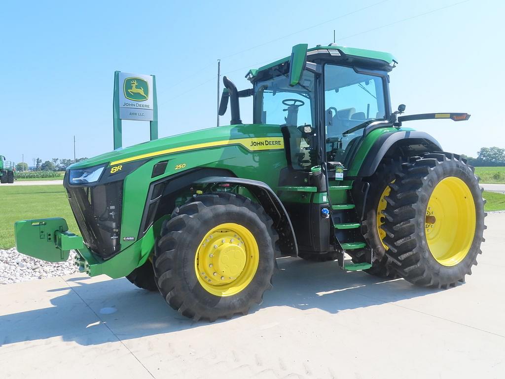 Image of John Deere 8R 250 Primary image