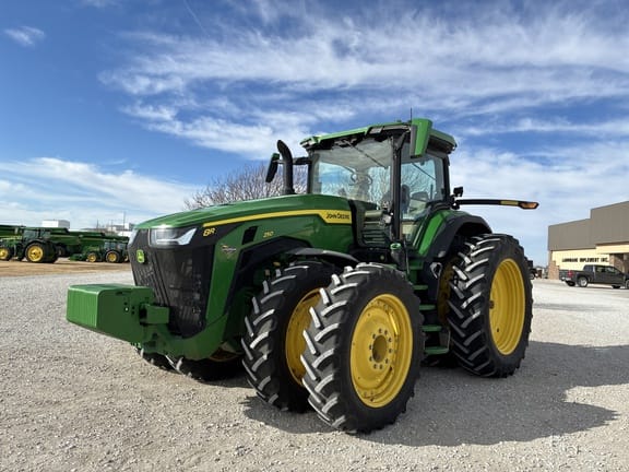2024 John Deere 8R 250 Equipment Image0