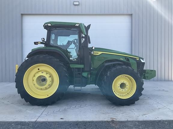 Image of John Deere 8R 250 equipment image 4