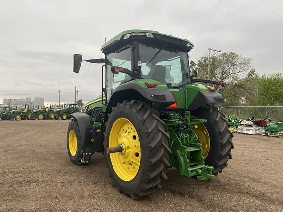 Image of John Deere 8R 250 equipment image 3