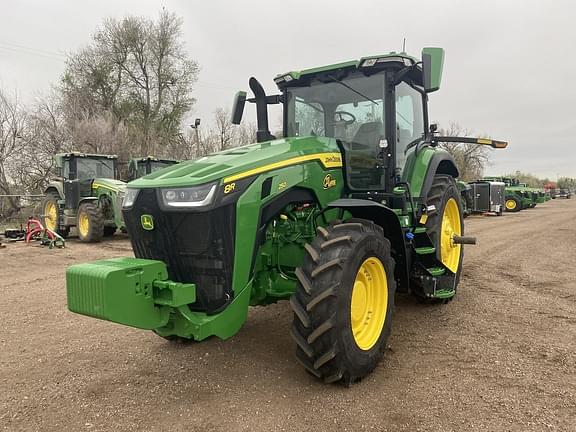 Image of John Deere 8R 250 Primary image