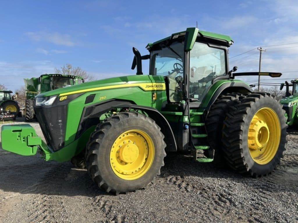 Image of John Deere 8R 250 Primary image