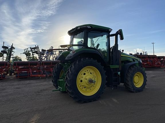 Image of John Deere 8R 250 equipment image 3