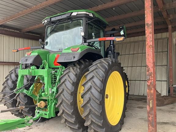 Image of John Deere 8R 250 equipment image 3