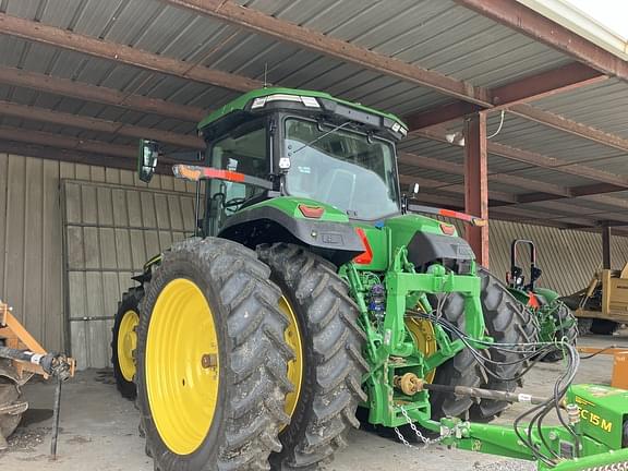 Image of John Deere 8R 250 equipment image 4