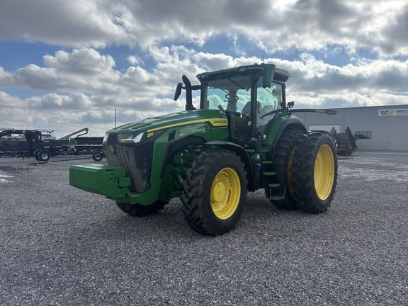 2024 John Deere 8R 250 Equipment Image0
