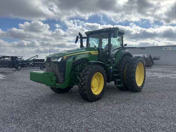 Image of John Deere 8R 250 Primary image