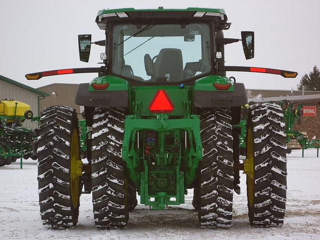 Image of John Deere 8R 250 equipment image 3