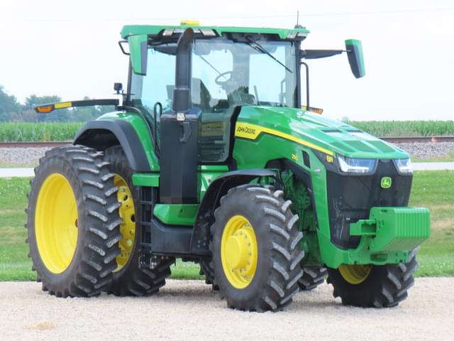 Image of John Deere 8R 250 equipment image 3