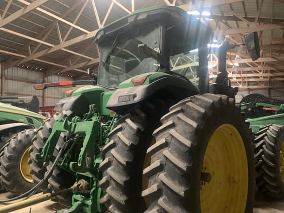 Image of John Deere 8R 250 equipment image 4