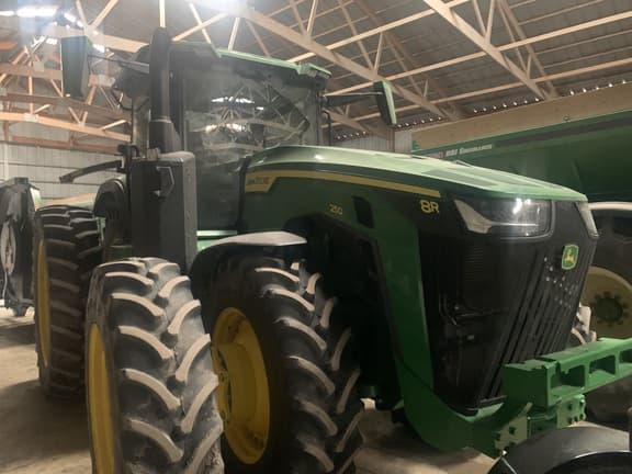 Image of John Deere 8R 250 Primary image