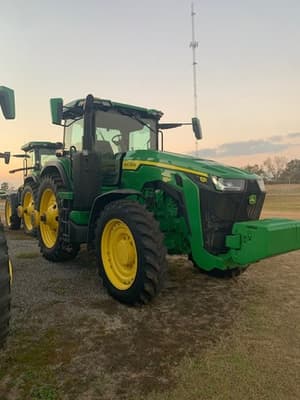 2024 John Deere 8R 250 Image