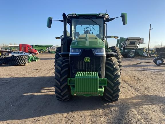 Image of John Deere 8R 250 equipment image 1