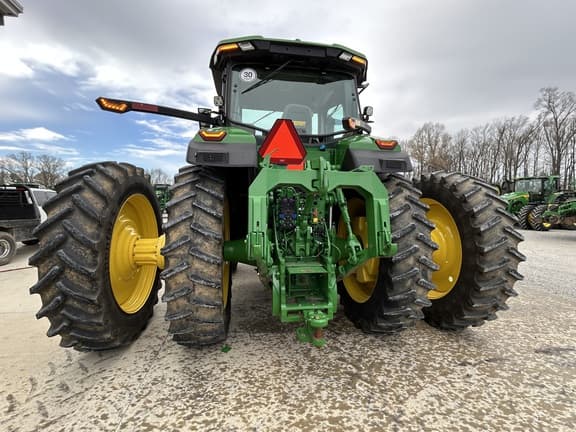 Image of John Deere 8R 250 equipment image 3