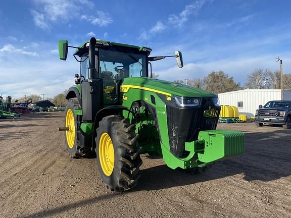 Image of John Deere 8R 250 equipment image 2