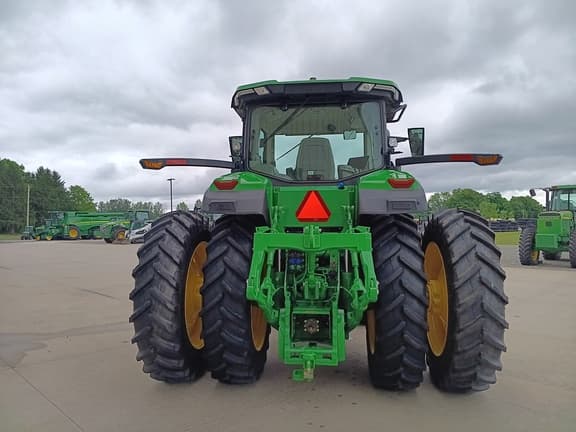 Image of John Deere 8R 250 equipment image 3