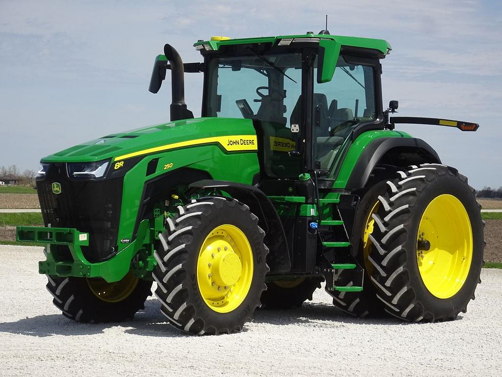 Image of John Deere 8R 250 Primary image