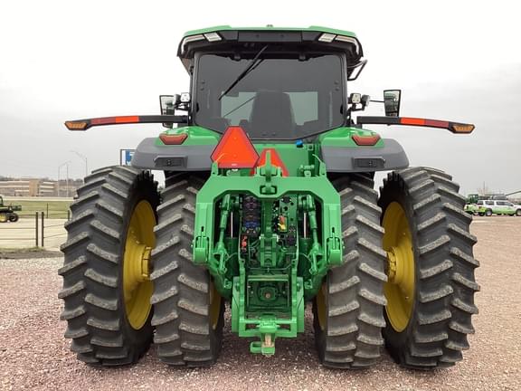 Image of John Deere 8R 250 equipment image 4
